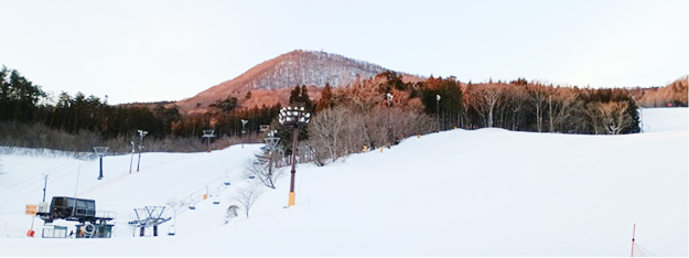 冬のスキー場の風景